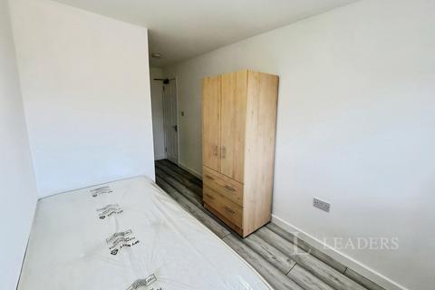 undefined, Rochford Drive, Luton, Bedfordshire, LU2
