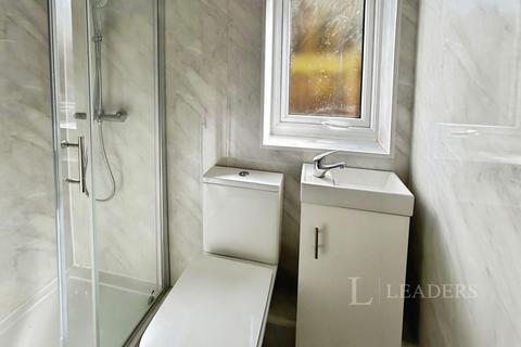 undefined, Rochford Drive, Luton, Bedfordshire, LU2