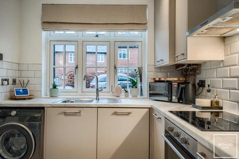 2 bedroom terraced house for sale, North Pathway, Harborne B17