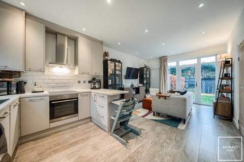2 bedroom terraced house for sale, North Pathway, Harborne B17