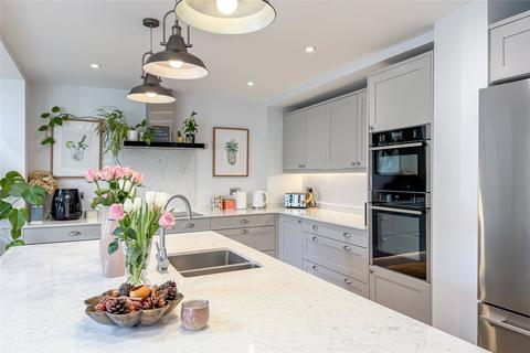 4 bedroom semi-detached house for sale, Charmouth Road, St. Albans, Hertfordshire, AL1