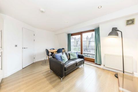 2 bedroom flat to rent, Myrdle Street, London E1