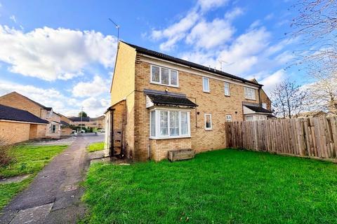 1 bedroom cluster house to rent, Brambleside Court, Kettering