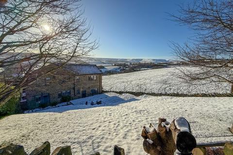 4 bedroom detached house for sale, Allergill Park, Holmfirth HD9