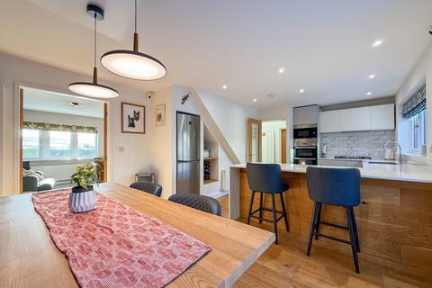 4 bedroom detached house for sale, Allergill Park, Holmfirth HD9