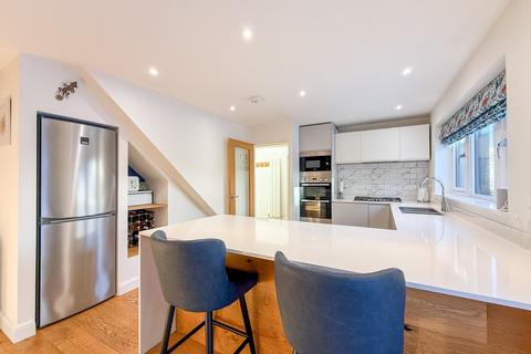 4 bedroom detached house for sale, Allergill Park, Holmfirth HD9