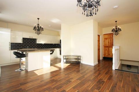 2 bedroom flat to rent, West Percy Street, North Shields