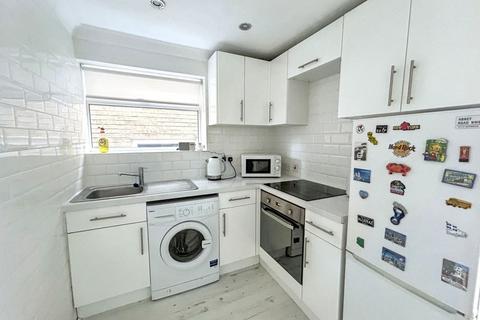 2 bedroom apartment for sale, Coalway Lane, Whickham, Newcastle upon Tyne, Tyne and Wear, NE16 4BX