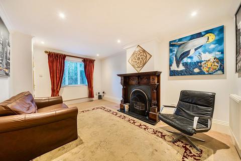 undefined, Pondfield Road, Godalming GU7