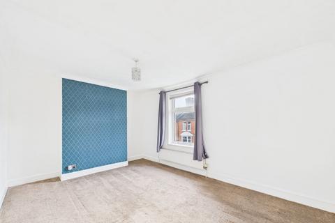 2 bedroom end of terrace house for sale, Godinton Road, Ashford TN23