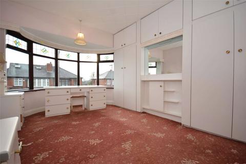 3 bedroom semi-detached house for sale, Arlington Grove, Oakwood, Leeds
