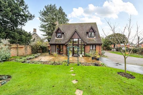4 bedroom detached house for sale, Unity Road, Stowmarket, Suffolk, IP14