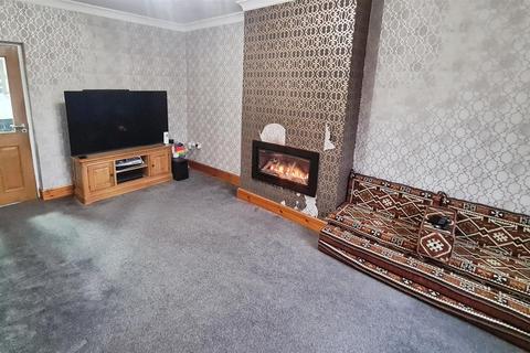 5 bedroom semi-detached house for sale, Hollybank Gardens, Bradford BD7