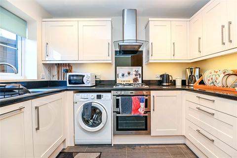 3 bedroom apartment for sale, Mount Avenue, New Milton, Hampshire, BH25
