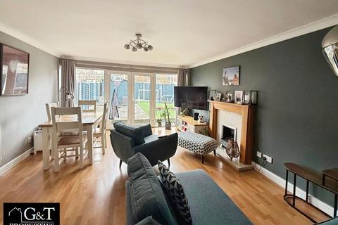 3 bedroom end of terrace house for sale, Flavells Lane, Dudley