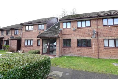 undefined, Tudor Close, Hatfield
