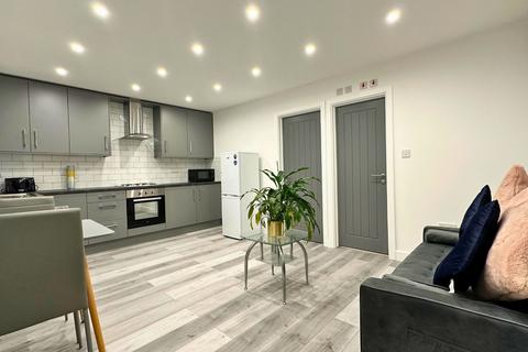 1 bedroom flat to rent, Albany Road, Earlsdon, CV5