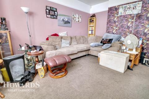5 bedroom semi-detached house for sale, Caister Road, Great Yarmouth