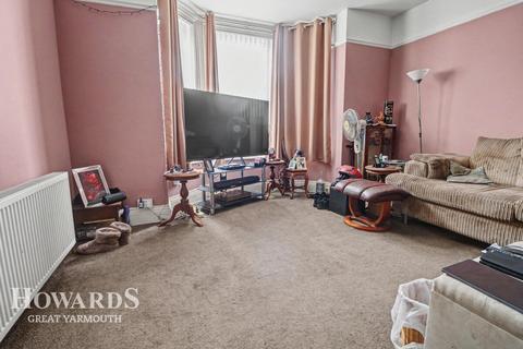 5 bedroom semi-detached house for sale, Caister Road, Great Yarmouth