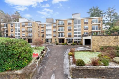 2 bedroom flat for sale, Parish Ghyll Drive, Ilkley, West Yorkshire, LS29
