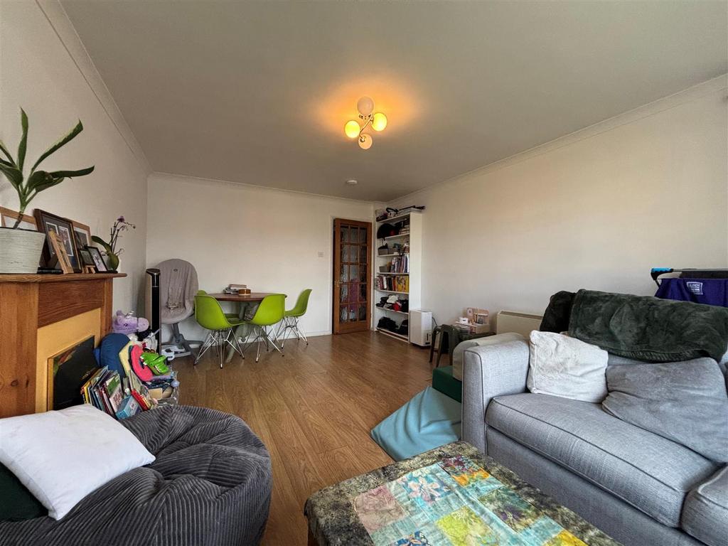 Living/Dining Room
