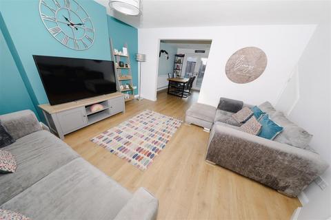 3 bedroom semi-detached house for sale, Panmure Place, Kirkcaldy