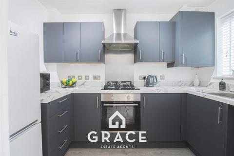 2 bedroom semi-detached house for sale, Malkin Close, Ipswich