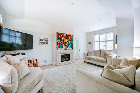 undefined, Fullbrooks Avenue, New Malden, Worcester Park, KT4