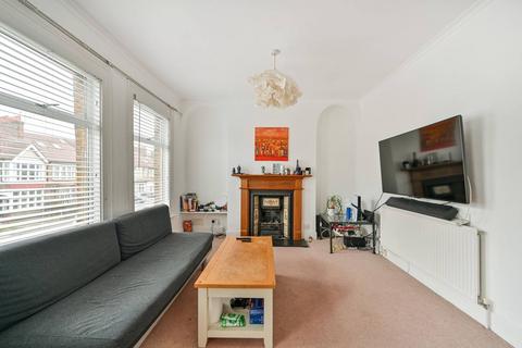 1 bedroom flat for sale, Burlington Road, New Malden, KT3