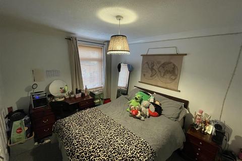 2 bedroom terraced house for sale, Norton Road, West Kirby