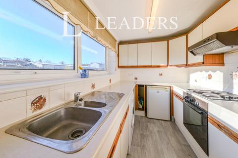 1 bedroom terraced house to rent, Lamb Close, Hatfield, AL10