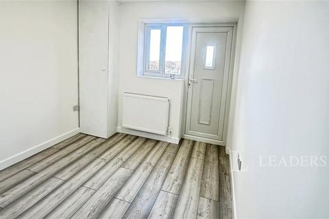 undefined, Rochford Drive, Luton, Bedfordshire, LU2