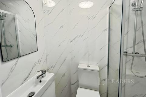 undefined, Rochford Drive, Luton, Bedfordshire, LU2