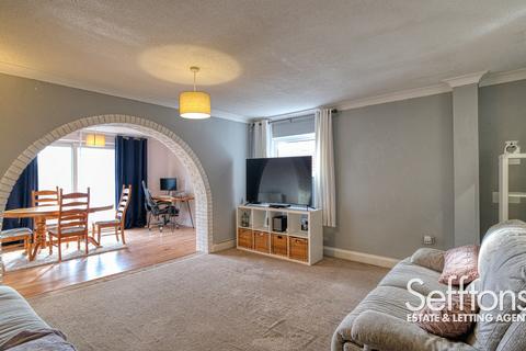 3 bedroom end of terrace house for sale, Cedar Avenue, Spixworth, Norwich, Norfolk