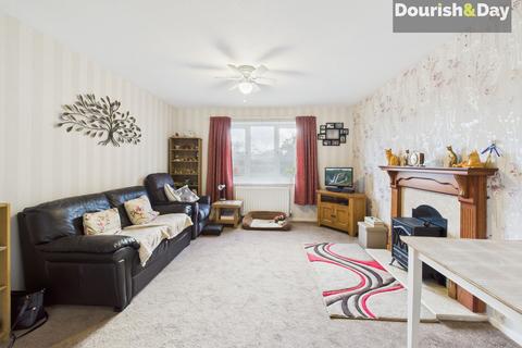 2 bedroom ground floor flat for sale, Lilleshall Way, Stafford ST17