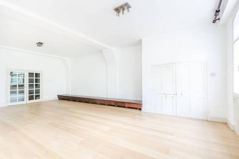 2 bedroom flat to rent, The Highway, City, London, E1W