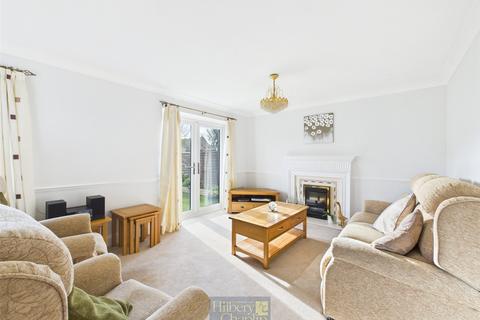4 bedroom detached house for sale, Somerset Road, Basildon, Essex, SS15