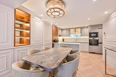 undefined, Royal Crescent, Holland Park, London, W11