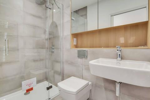 1 bedroom flat for sale, Charlton Road, Blackheath, London, SE3