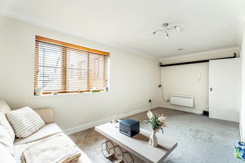 2 bedroom apartment for sale, Saddlers Mews, St. Albans AL3