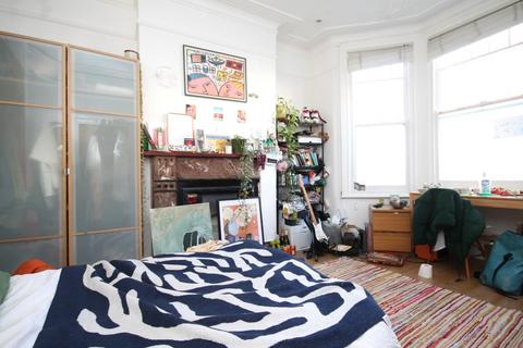 4 bedroom house to rent, Crowland Road, Stamford Hill, N15