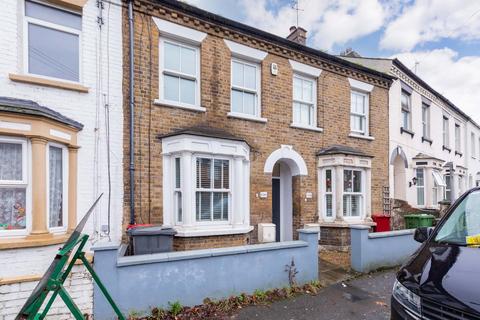 2 bedroom terraced house for sale, Albert Street, Slough SL1