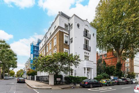 2 bedroom flat to rent, Wetherby Gardens, South Kensington, London, SW5