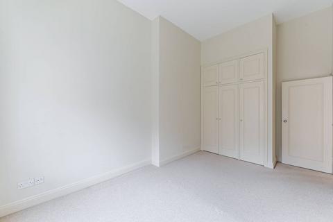 2 bedroom flat to rent, Wetherby Gardens, South Kensington, London, SW5