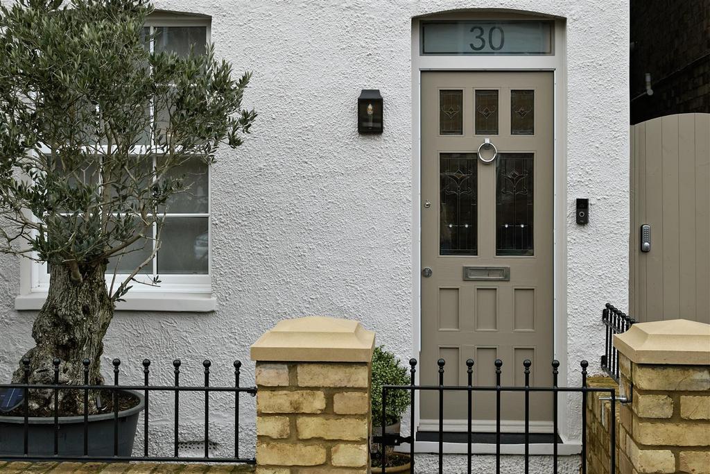 House 2.jpg