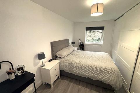 2 bedroom flat for sale, Hayes Lane, Beckenham