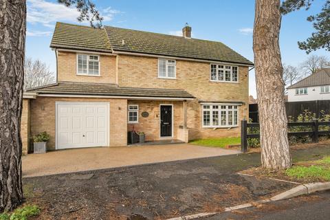 4 bedroom detached house for sale, Pine Dean, Great Bookham, KT23