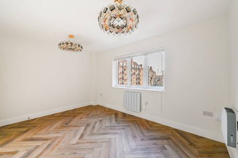 undefined, 1A St Martin House, London NW1