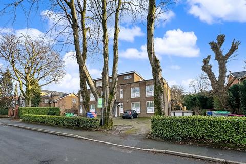 2 bedroom flat for sale, Old Hall Road, Lakeside Court, M7