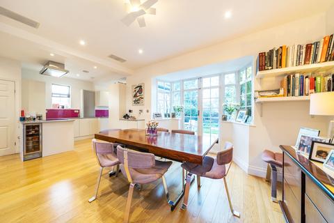 undefined, Hampstead Garden Suburb NW11